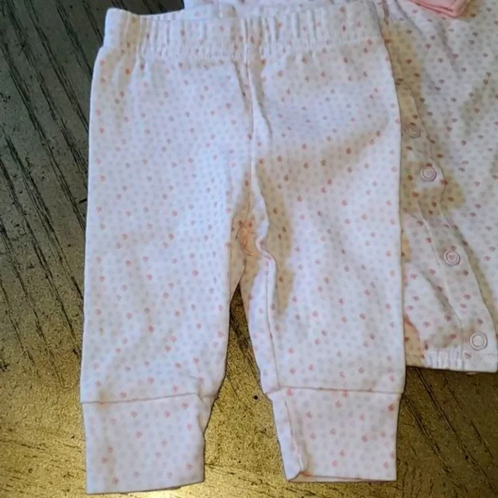 3 month 3 piece set baby girl. By Carters. NWOT